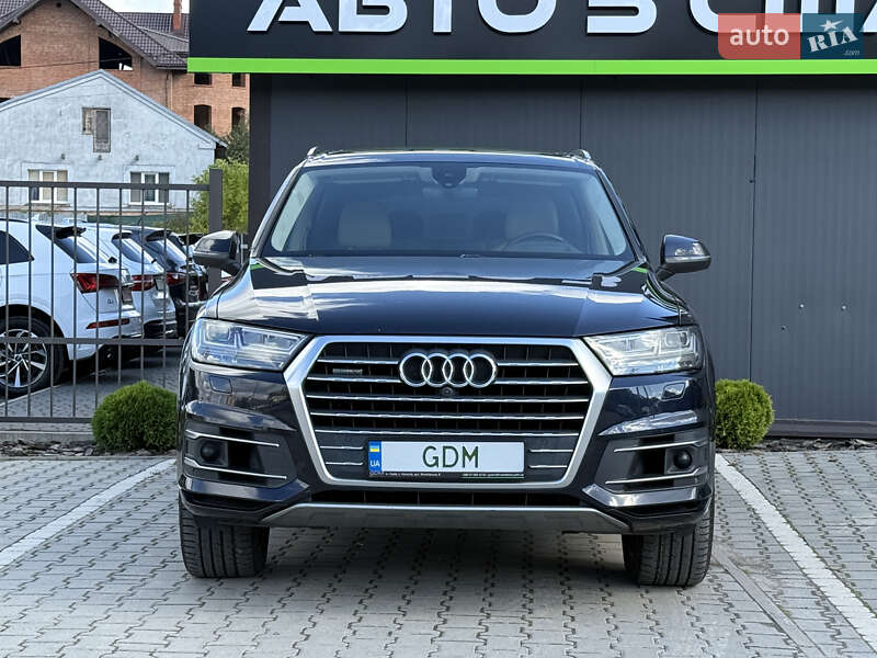 Внедорожник / Кроссовер Audi Q7 2017 в Львове