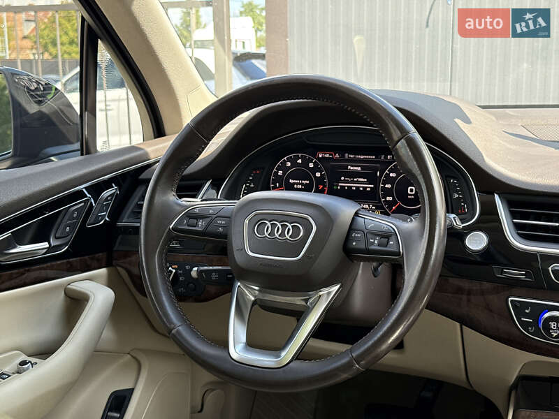 Внедорожник / Кроссовер Audi Q7 2017 в Львове