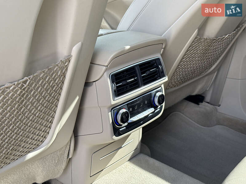 Внедорожник / Кроссовер Audi Q7 2017 в Львове
