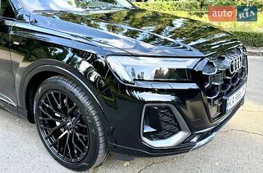 Внедорожник / Кроссовер Audi Q7 2025 в 
