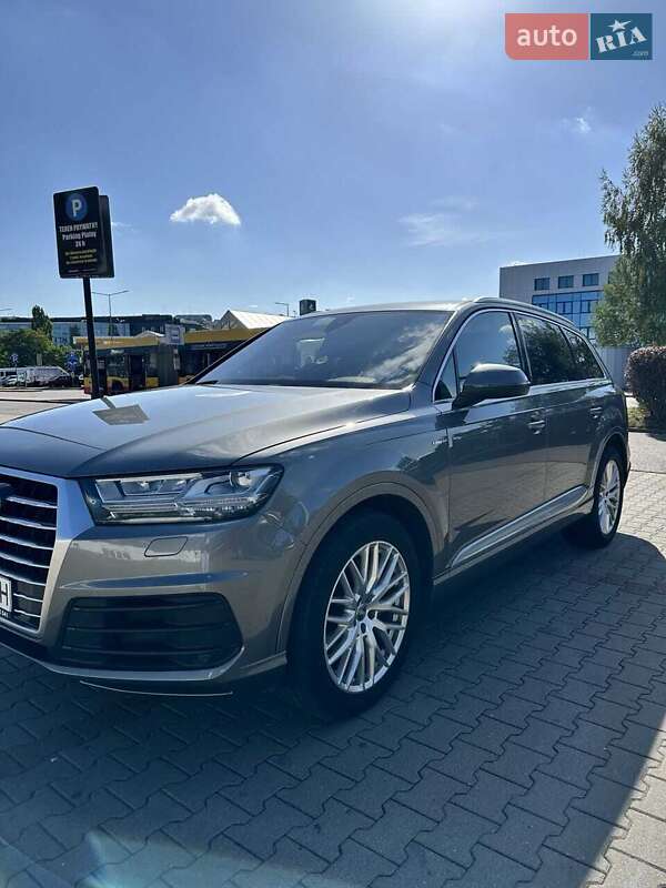 Позашляховик / Кросовер Audi Q7 2016 в Києві фото 2 Позашляховик / Кросовер Audi Q7 2016 в Києві