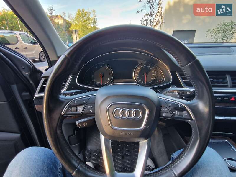 Внедорожник / Кроссовер Audi Q7 2016 в Львове