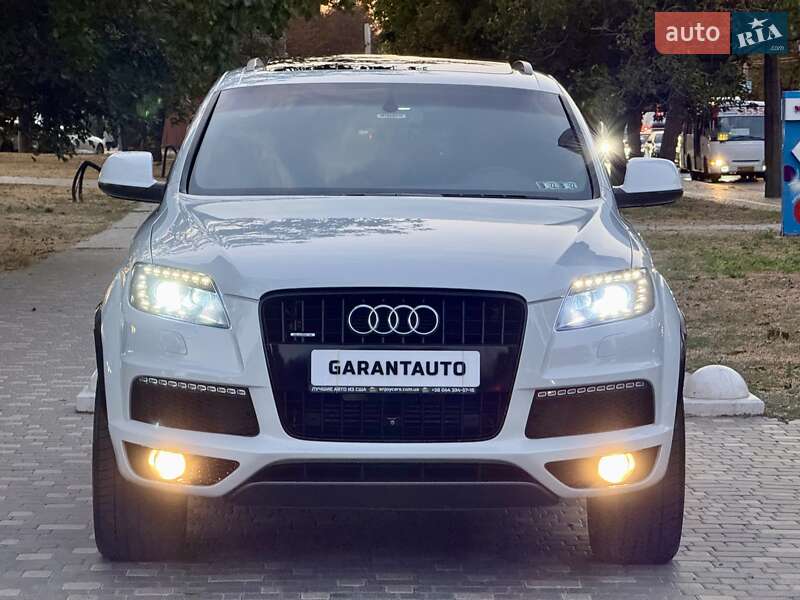 Позашляховик / Кросовер Audi Q7 2014 в Одесі
