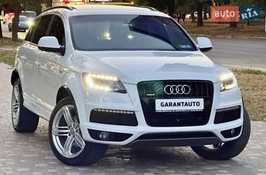 Позашляховик / Кросовер Audi Q7 2014 в 