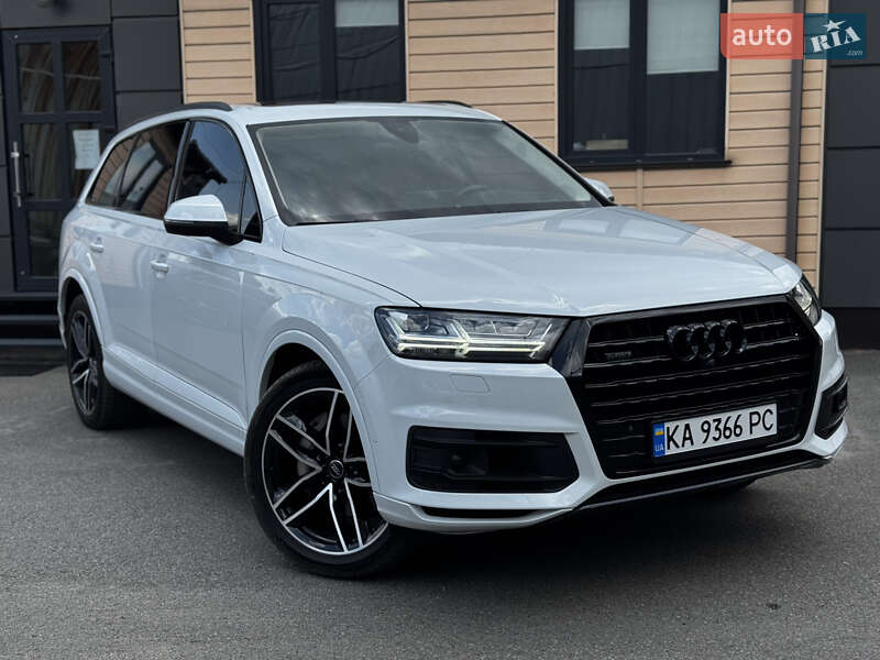 Внедорожник / Кроссовер Audi Q7 2017 в Киеве