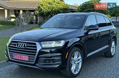 Внедорожник / Кроссовер Audi Q7 2018 в 