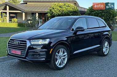 Внедорожник / Кроссовер Audi Q7 2018 в 