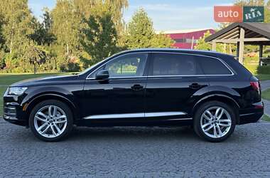 Внедорожник / Кроссовер Audi Q7 2018 в 