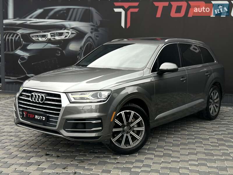 Внедорожник / Кроссовер Audi Q7 2017 в Львове