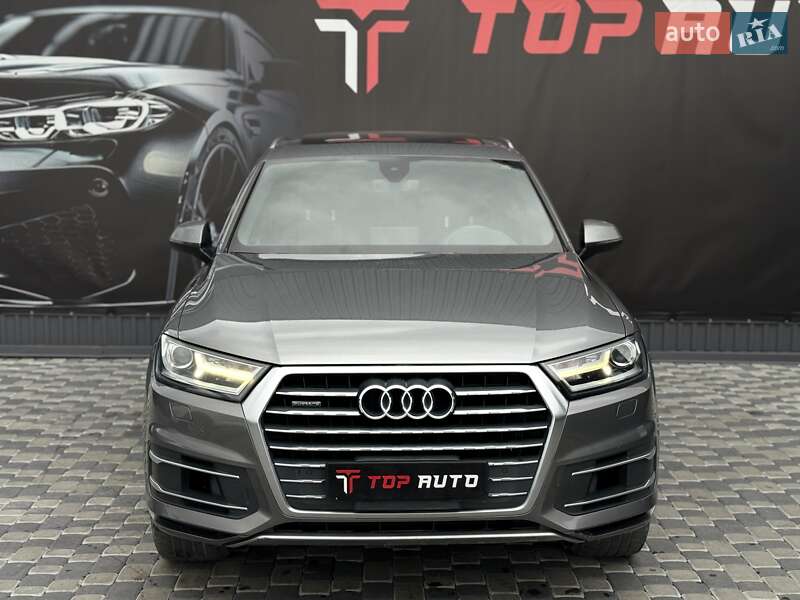 Внедорожник / Кроссовер Audi Q7 2017 в Львове