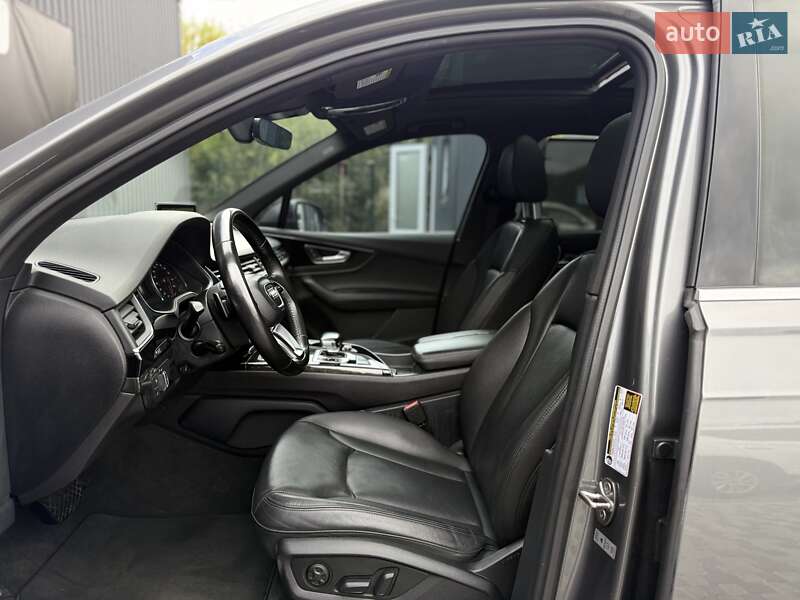 Внедорожник / Кроссовер Audi Q7 2017 в Львове
