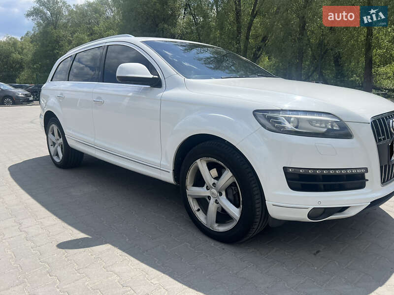 Внедорожник / Кроссовер Audi Q7 2010 в Киеве