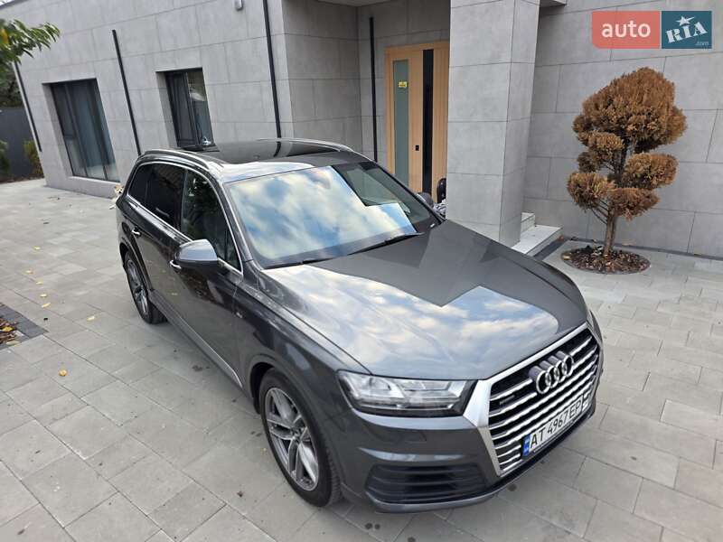 Внедорожник / Кроссовер Audi Q7 2016 в Ивано-Франковске