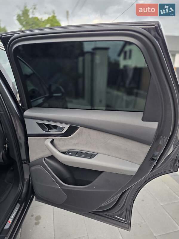 Внедорожник / Кроссовер Audi Q7 2016 в Ивано-Франковске