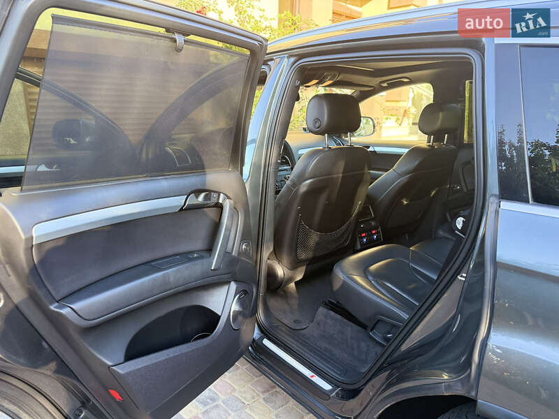 Внедорожник / Кроссовер Audi Q7 2011 в Ровно
