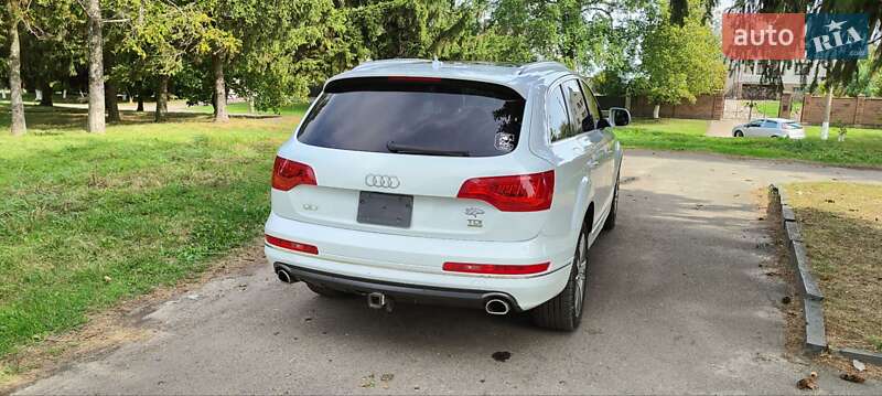 Позашляховик / Кросовер Audi Q7 2015 в Дубні