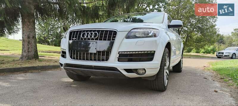 Позашляховик / Кросовер Audi Q7 2015 в Дубні
