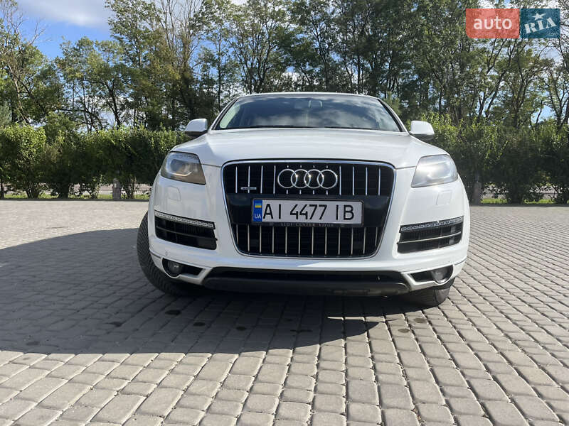 Позашляховик / Кросовер Audi Q7 2013 в Тернополі
