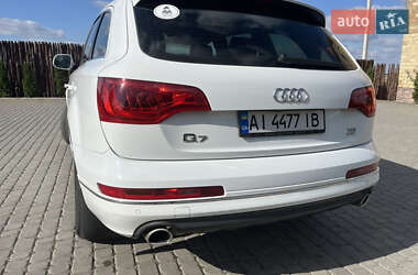 Внедорожник / Кроссовер Audi Q7 2013 в 