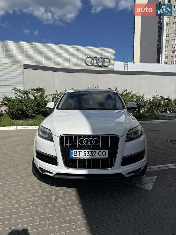 Audi Q7 2014