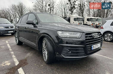 Внедорожник / Кроссовер Audi Q7 2019 в 