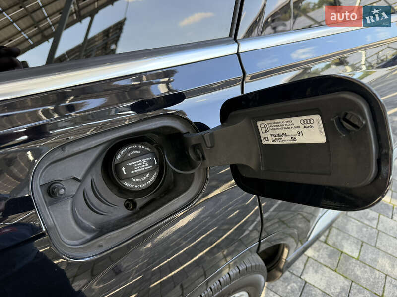 Позашляховик / Кросовер Audi Q7 2017 в Львові