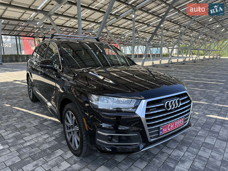 Позашляховик / Кросовер Audi Q7 2017 в Львові
