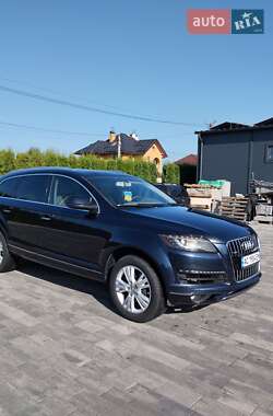 Позашляховик / Кросовер Audi Q7 2010 в 