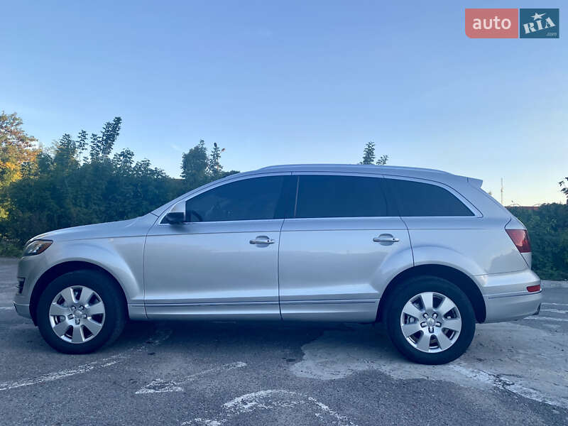 Позашляховик / Кросовер Audi Q7 2013 в Конотопі