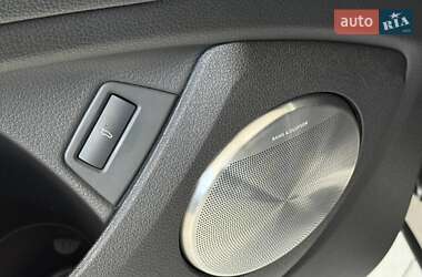 Внедорожник / Кроссовер Audi Q7 2014 в 