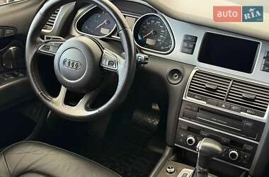 Внедорожник / Кроссовер Audi Q7 2014 в 