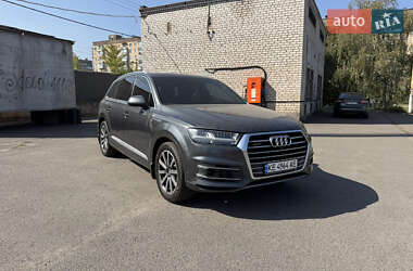 Внедорожник / Кроссовер Audi Q7 2016 в Кривом Роге
