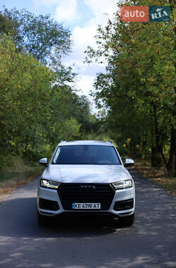 Внедорожник / Кроссовер Audi Q7 2018 в 