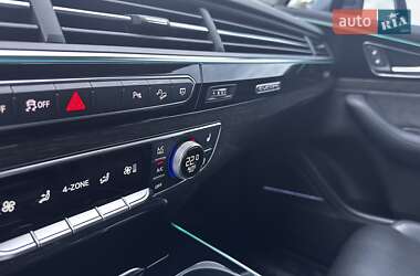 Позашляховик / Кросовер Audi Q7 2018 в 