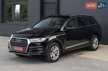 Внедорожник / Кроссовер Audi Q7 2016 в 