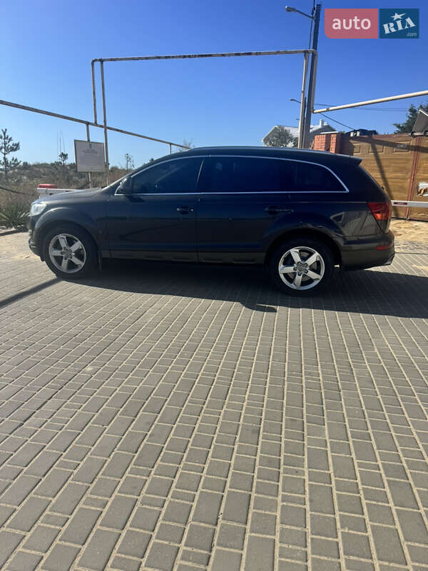 Позашляховик / Кросовер Audi Q7 2008 в Одесі