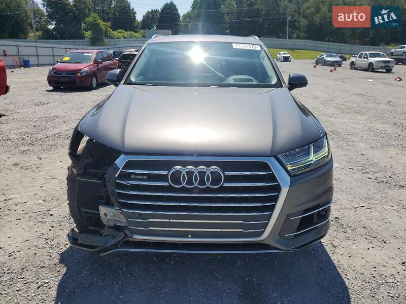 Позашляховик / Кросовер Audi Q7 2019 в Львові