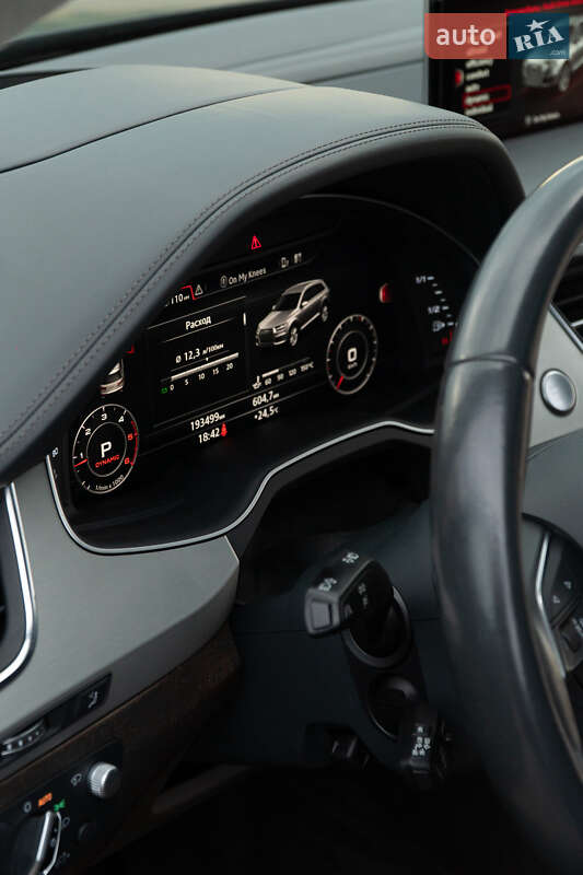 Позашляховик / Кросовер Audi Q7 2016 в Черкасах
