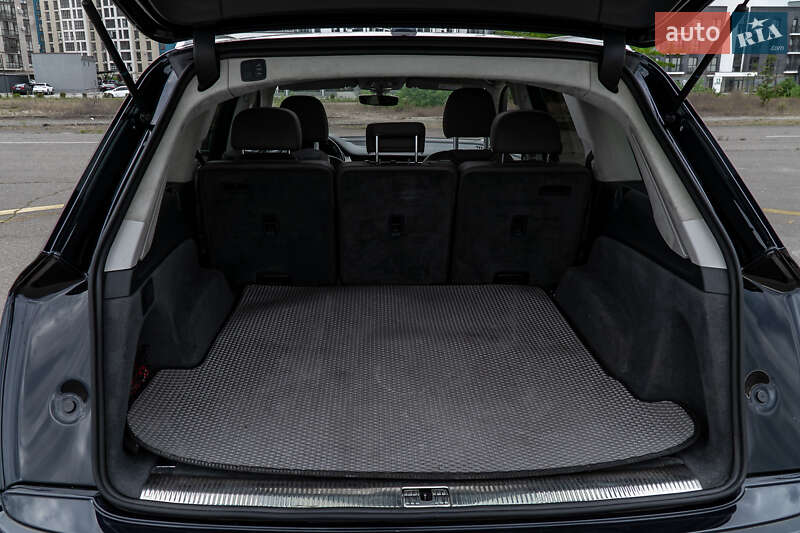 Позашляховик / Кросовер Audi Q7 2016 в Черкасах