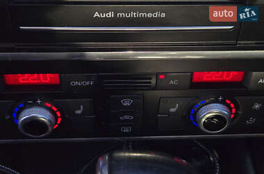 Внедорожник / Кроссовер Audi Q7 2012 в 