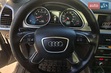 Внедорожник / Кроссовер Audi Q7 2012 в 