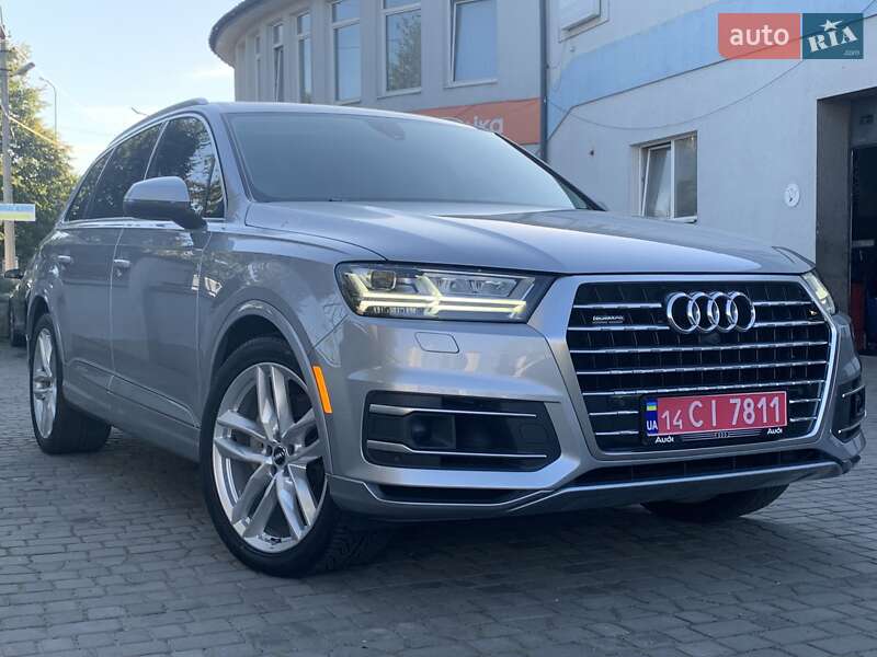 Позашляховик / Кросовер Audi Q7 2016 в Дрогобичі