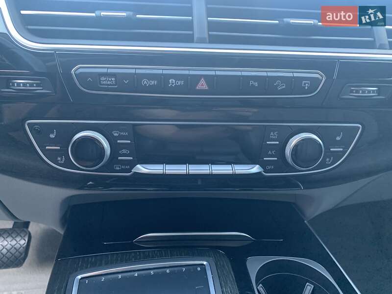 Позашляховик / Кросовер Audi Q7 2016 в Дрогобичі