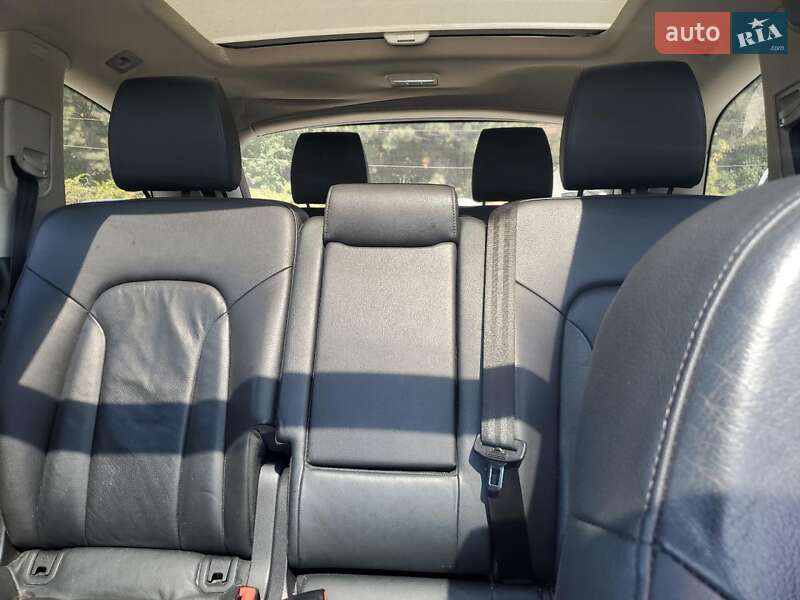 Внедорожник / Кроссовер Audi Q7 2015 в Виннице