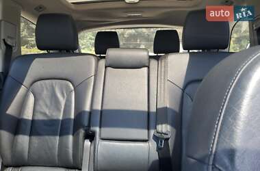 Позашляховик / Кросовер Audi Q7 2015 в 