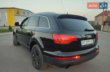Внедорожник / Кроссовер Audi Q7 2007 в 
