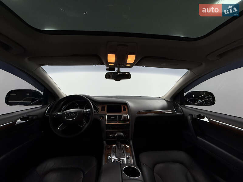 Позашляховик / Кросовер Audi Q7 2013 в Одесі