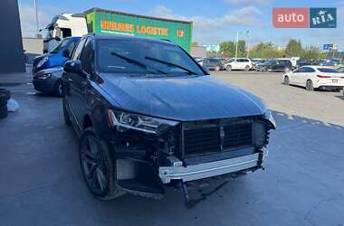 Audi Q7 2021