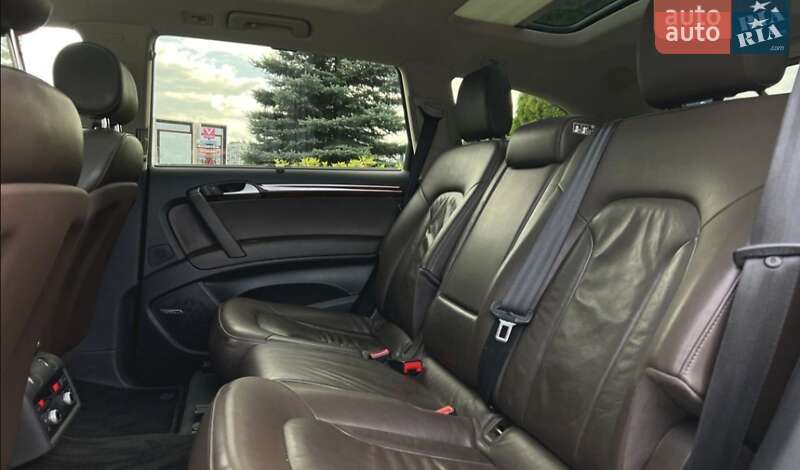 Позашляховик / Кросовер Audi Q7 2015 в Дрогобичі