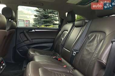 Позашляховик / Кросовер Audi Q7 2015 в 